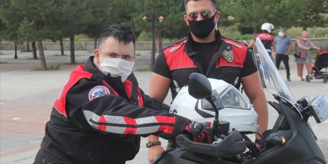 Kars Emniyet Müdürlüğü, down sendromlu Muhammet'in polislik hayalini gerçekleştirdi