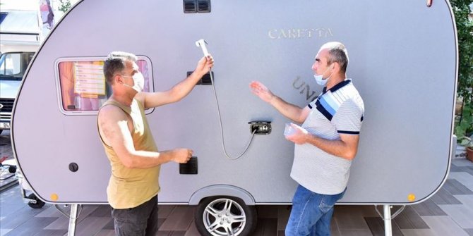İzole tatile yöneliş çekme karavan satışlarını artırdı