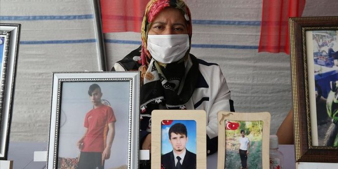 Diyarbakır annelerinden Ödümlü: Çıkıp gelin askerlerimize teslim olun