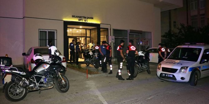 Hatay Vali Yardımcısı, annesi ve erkek kardeşini tabancayla öldürdü