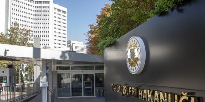 Dışişlerinden Batı Trakya'daki Türk azınlığa ait ilkokulları kapatan Yunanistan'a tepki