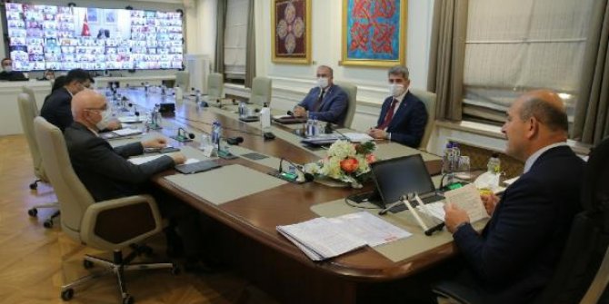 Bakan Soylu, valiler ile toplantı gerçekleştirdi