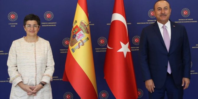 Dışişleri Bakanı Çavuşoğlu, İspanyol mevkidaşıyla telefonda görüştü