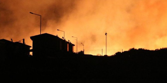 İzmir'deki yangını söndürme çalışmaları sürüyor