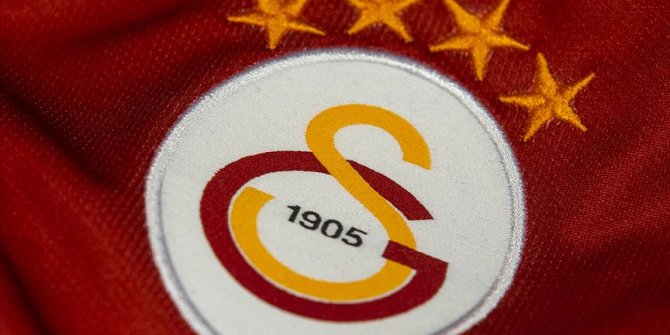 Galatasaray'da 2 futbolcunun Kovid-19 testi pozitif çıktı