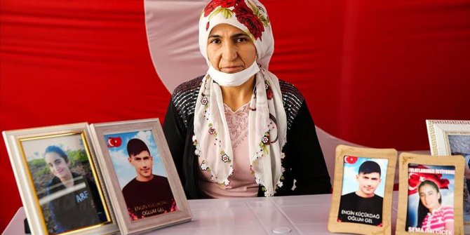 'Oğlum beni görüyorsan, sesimi duyuyorsan artık çık gel'
