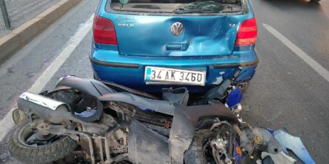 Motosiklet otomobile çarptı: 2 yaralı