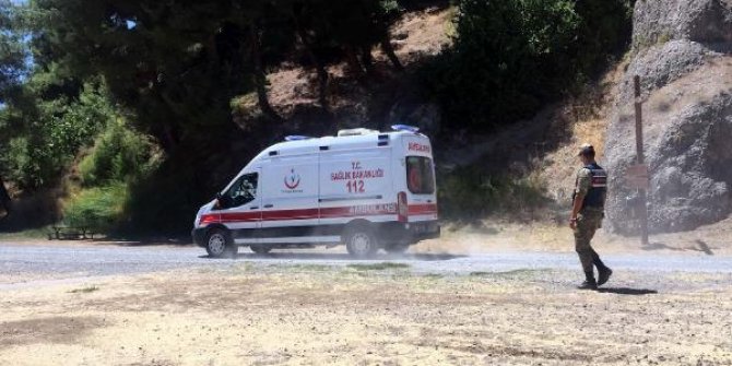 Serinlemek için baraja giren polis memuru yaşamını yitirdi