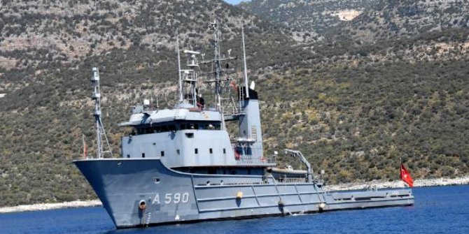 Türk ve Yunan fırkateynlerinin Akdeniz'deki bekleyişi sürüyor