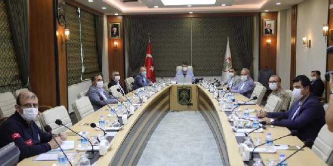 Sivas'ta 65 yaş üstüne sokağa çıkma kısıtlaması