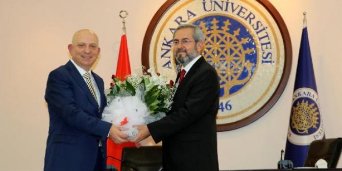 Ankara Üniversitesi'nde devir teslim töreni