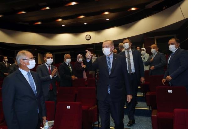 Erdoğan, partisinin MKYK toplantısına katıldı
