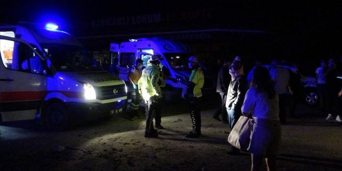 Afyonkarahisar'da yolcu otobüsü şarampole düştü: 30 yaralı