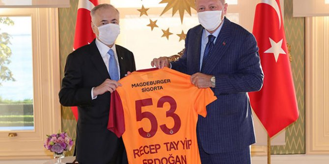 Cumhurbaşkanı Erdoğan, Galatasaray Başkanı Cengiz'i kabul etti