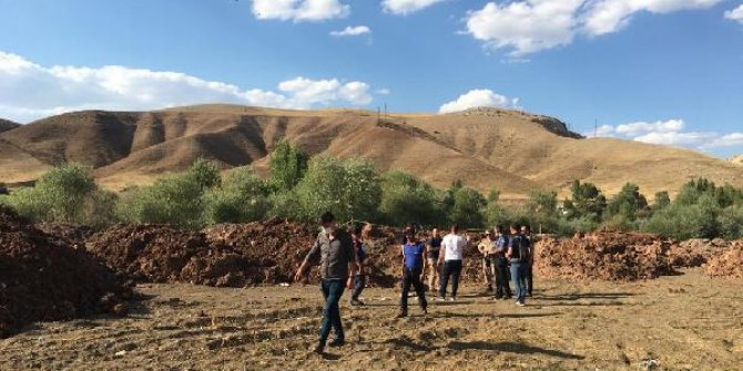9 gündür kayıp kişiyi arayan AFAD ekibi, toprağa gömülü ceset buldu