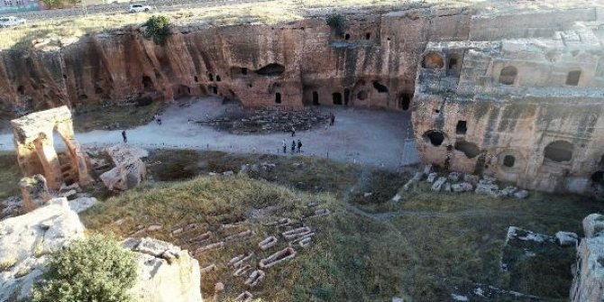Dara Antik Kenti'nde dünyada benzeri olmayan galeri mezara ilgi