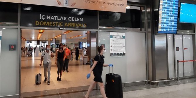 İstanbul havalimanlarından uçan yolcu sayısı 23 milyonu geçti