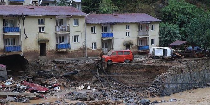 Kurum ve Pakdemirli sel felaketinin yaşandığı Giresun'a gidiyor
