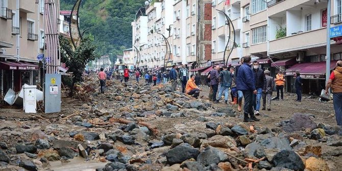 Giresun'daki selde hayatını kaybedenlerin sayısı 4'e yükseldi