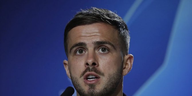 Barcelona'nın yeni transferi Bosna Hersekli Pjanic Kovid 19'a yakalandı