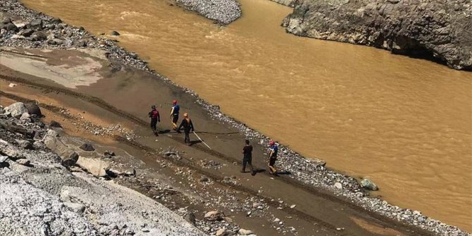 Giresun'daki selde hayatını kaybedenlerin sayısı 7'ye yükseldi