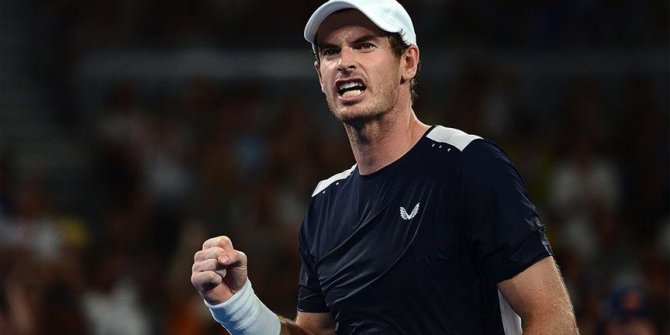 Kortlara dönen Murray dünya 7 numarası Zverev'i eledi