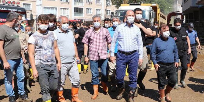 Bakan Soylu: Arama kurtarma çalışmalarımız 4 ayrı yerde devam ediyor