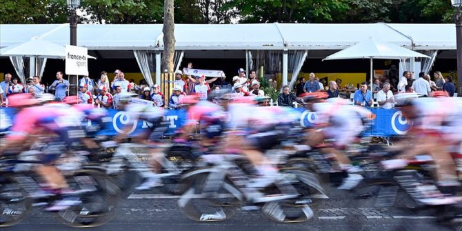 Fransa'da pedallar koronavirüsün gölgesinde dönecek