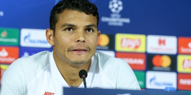 Chelsea, Thiago Silva'yı transfer etti