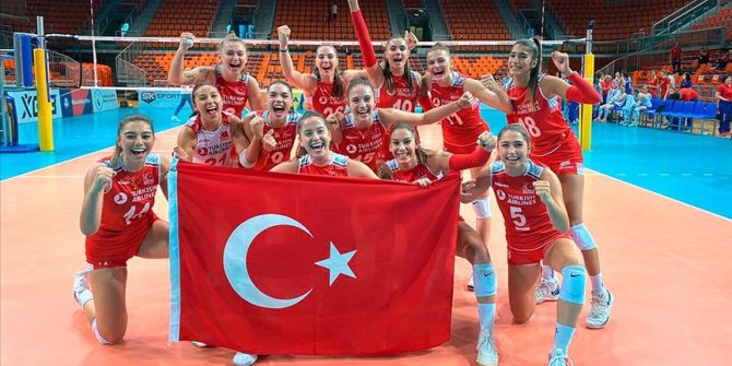 19 Yaş Altı Genç Kız Voleybol Milli Takımı Avrupa Şampiyonası'nda finalde