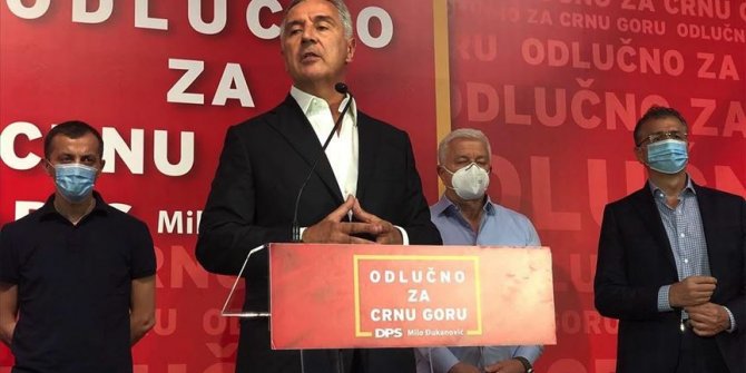 Karadağ'da Batı yanlısı Sosyalistlerin Demokratik Partisi öncülüğündeki ittifak oyların çoğunluğunu aldı