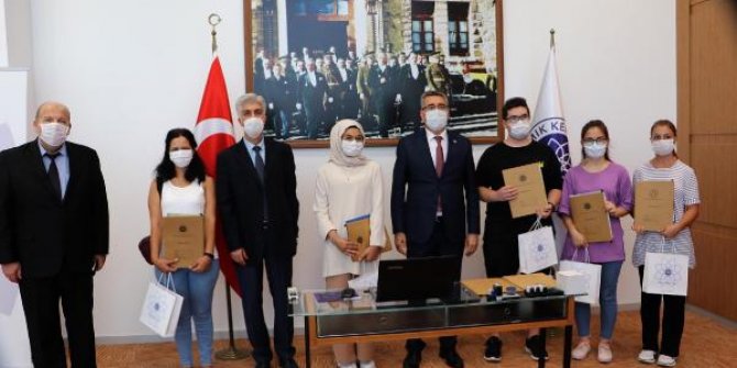 Namık Kemal Üniversitesi'nde ilk kayıtları Rektör Şahin yaptı