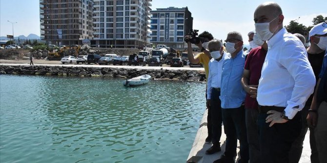 Ulaştırma Bakanı Karaismailoğlu'ndan Giresunlulara balıkçı barınağı müjdesi