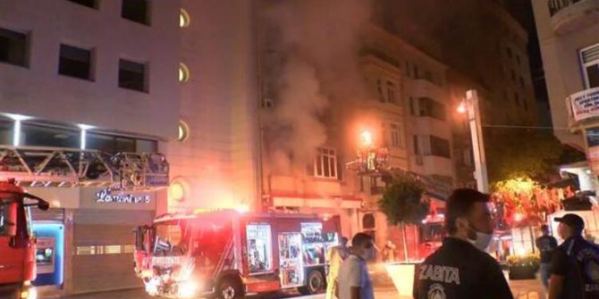Taksim Meydanı'nda yangın!