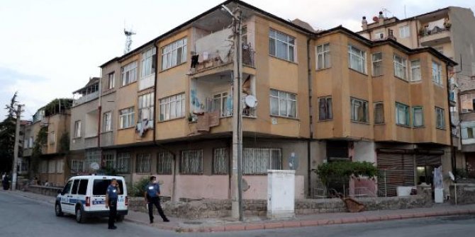 Kayseri'de 25 yaşındaki genç evinde ölü bulundu