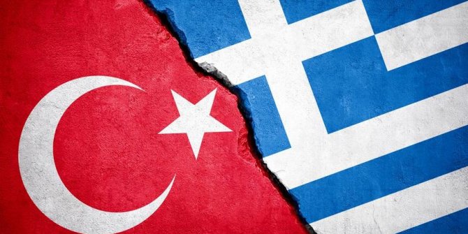 Dendias: Türkiye Müslümanların lideri gibi davranıyor
