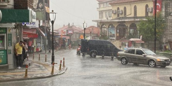 Bartın’da yağmur etkili oldu