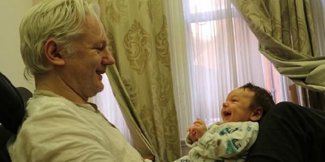 Wikileaks’in kurucusu Jullian Assange'in eşi: ”ABD onu hapishanede gömecek”