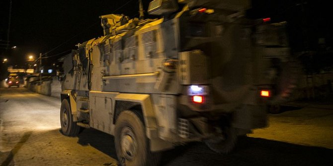 İdlib'de teröristlerin silahlı saldırısında yaralanan asker şehit oldu