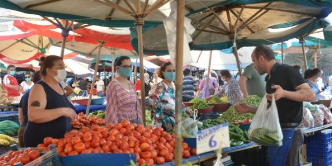 Ankara'da pazarda maske ihlali