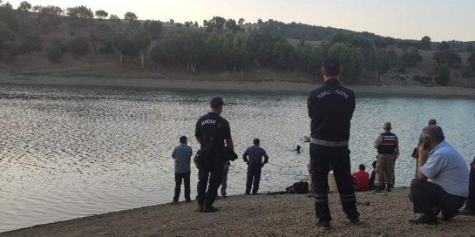 Sulama göletine giren genç boğuldu