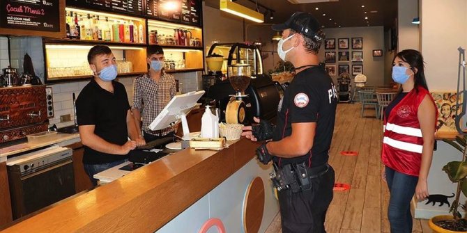 Türkiye'nin koronavirüsle mücadelesinde son 24 saatte yaşananlar