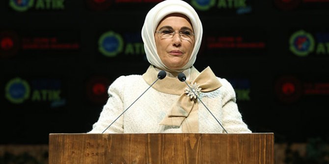 Emine Erdoğan'dan 'Dünya Okuma Yazma Günü' paylaşımı