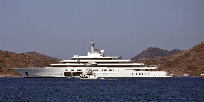 Rus milyarder Abramoviç'in ultra lüks yatı Bodrum'da