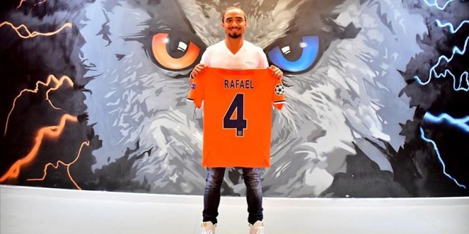 Medipol Başakşehir, Brezilyalı futbolcu Rafael'i kadrosuna kattı