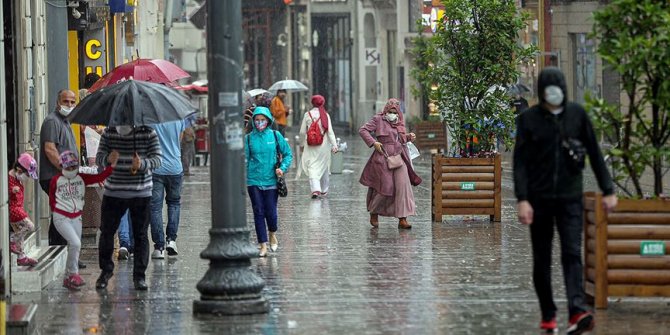 İstanbul'da kısa süreli sağanak ve gök gürültülü sağanak bekleniyor