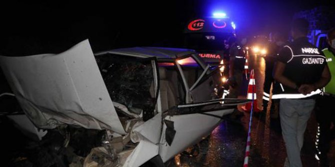 Gaziantep'te feci kaza: 4 araç birbirine girdi çok sayda ölü var