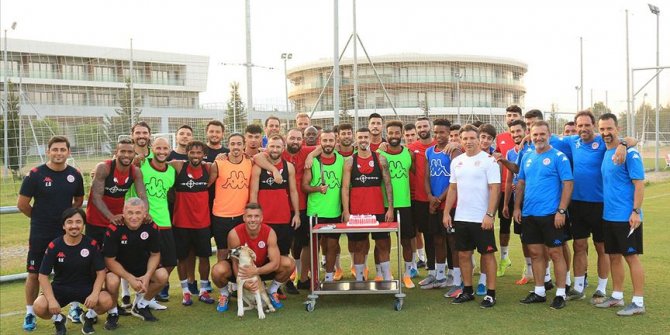 Antalyaspor, yeni sezona 'lige değer katan takım olma' hedefiyle hazırlanıyor