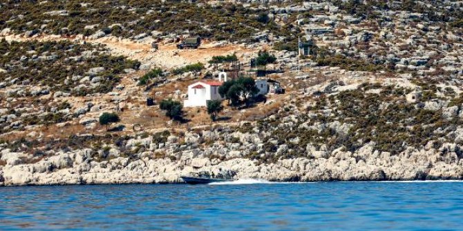 Yunanistan’dan silahlı Zodyak'la Meis’te gayrimeşru devriye