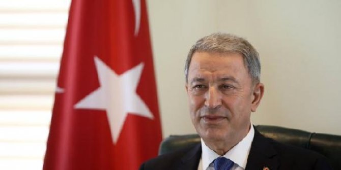 Bakan Akar, Almanyalı mevkidaşı Karrenbauer ile görüştü